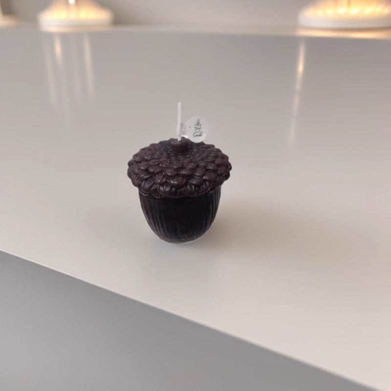Pinecone Candle